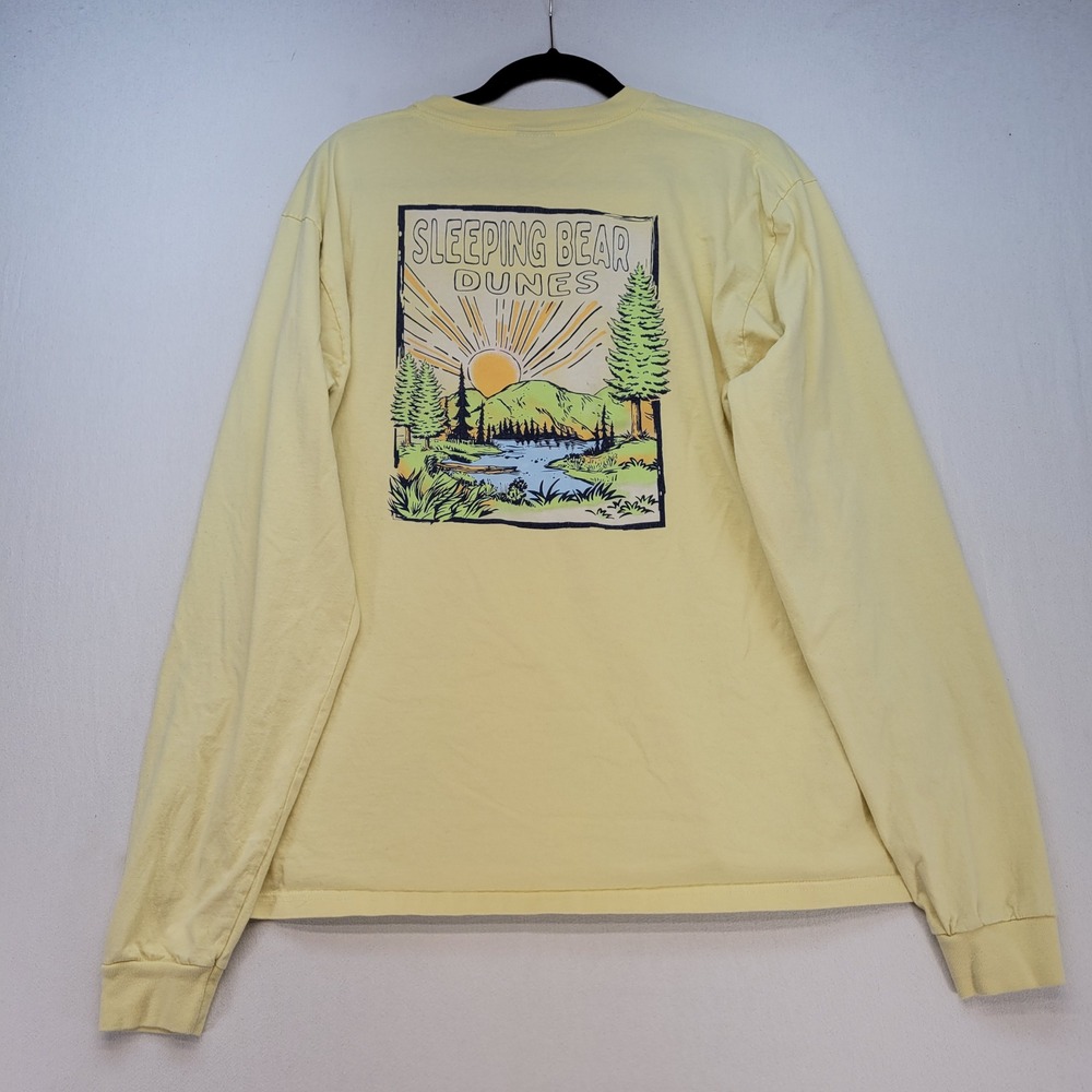 Prairie Mountain Yellow Sleeping Bear Dunes T-Shirt Womens Large Graphic